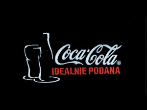 Haft komputerowy Coca-Cola Idealnie podana