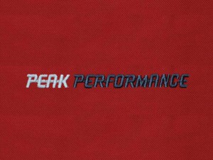 Logo Peak Performance - haft komputerowy